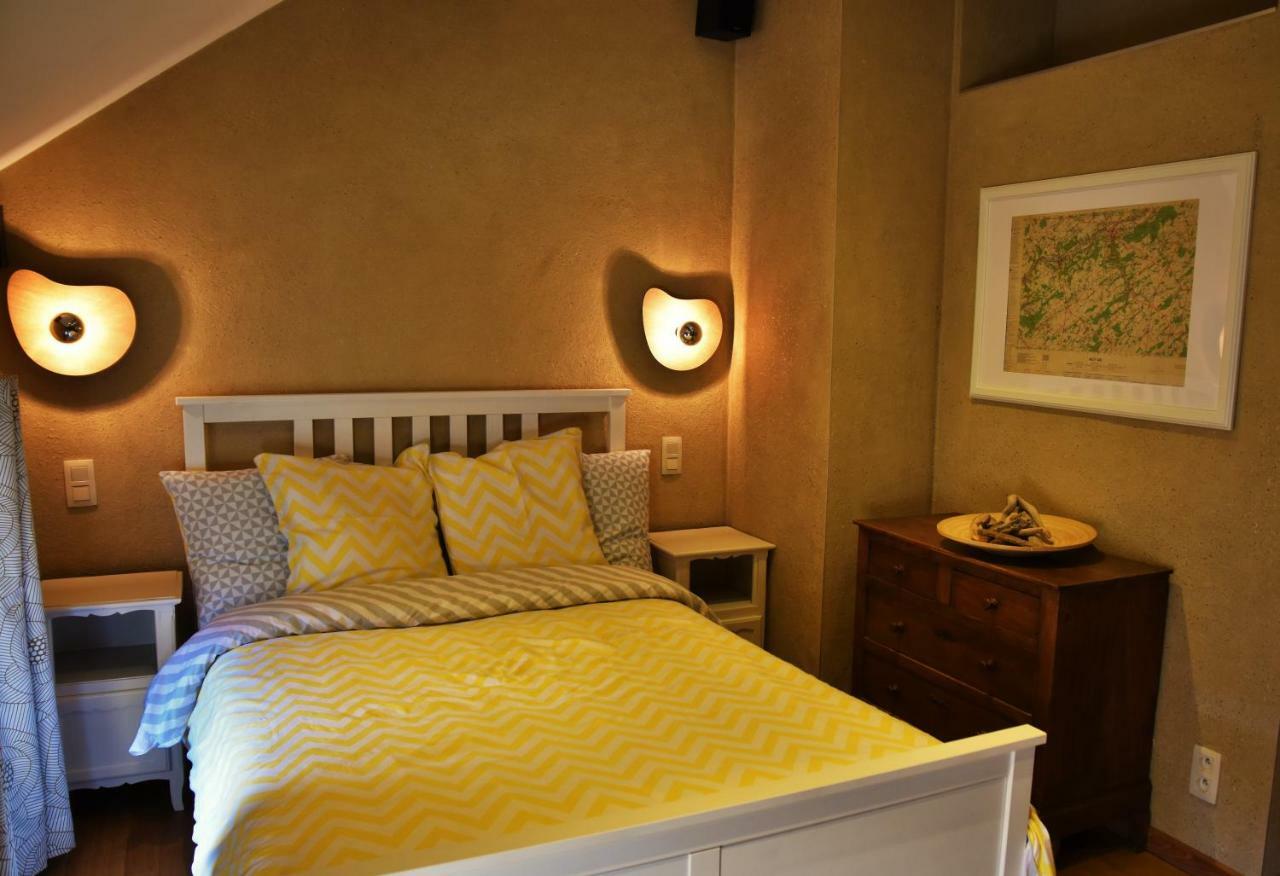 Les Houx De Mathieu Villa Engis Ngoại thất bức ảnh